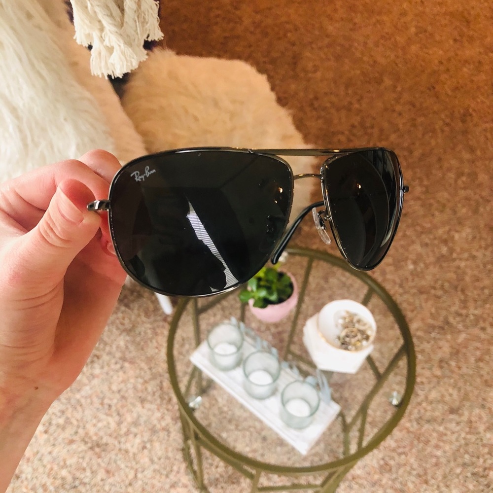 Ray ban sunglasses!!